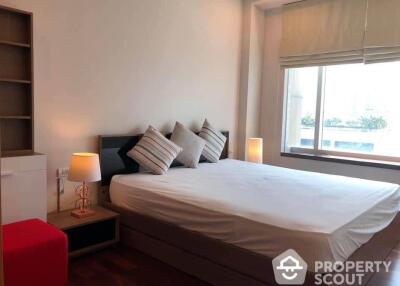 1-BR Condo at Circle Condominium near MRT Phetchaburi