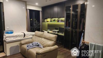 1-BR Condo at Oka Haus Sukhumvit 36 near BTS Thong Lor