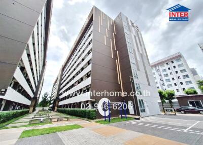 Exterior view of modern residential buildings