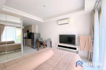 Urgent sale Studio room in resort style condominium.  Good price for foreign quota.