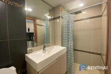 Urgent sale Studio room in resort style condominium.  Good price for foreign quota.