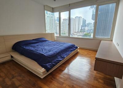 2-bedroom Condo Sukhumvit 31 Sale