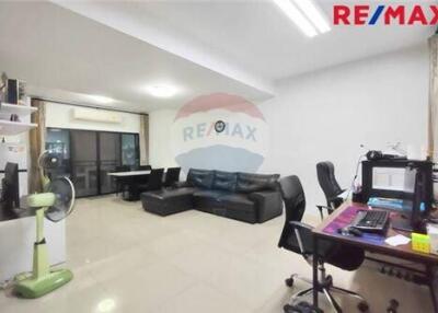 120 Sqm., 3 Beds Townhouse listed for ฿ 3,150,000.