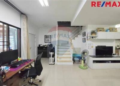 120 Sqm., 3 Beds Townhouse listed for ฿ 3,150,000.