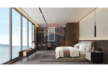 Luxury Beachfront Condominium