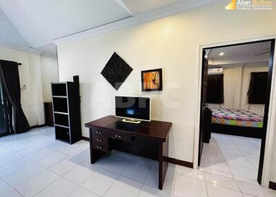 3 Bed 3 Bath in East Pattaya HR2653