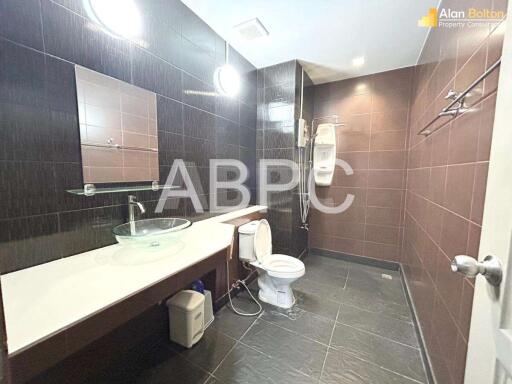 3 Bed 3 Bath in East Pattaya HR2958