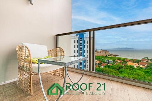 Luxury Sea View Condo for Rent - Private & Walking Distance to Jomtien Beach, Fully Furnished 1 Bedroom