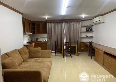 2-BR Condo at Baan Pathumwan Condominium near BTS Ratchathewi