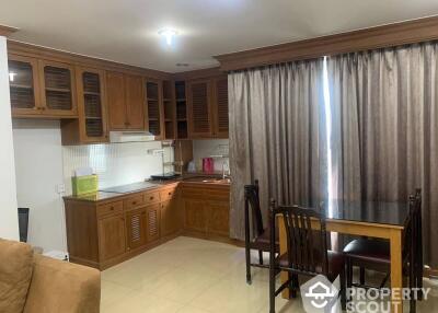 2-BR Condo at Baan Pathumwan Condominium near BTS Ratchathewi