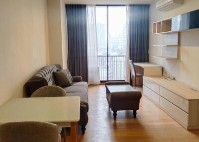 1-BR Condo at Noble Revo Silom near BTS Surasak