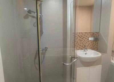 1-BR Condo at The Alcove Sukhumvit 49 near BTS Phrom Phong