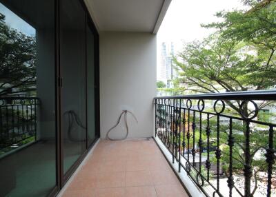 Pearl Residences Sukhumvit 24 - 82 sqm. and 2 bedrooms, 2 bathrooms