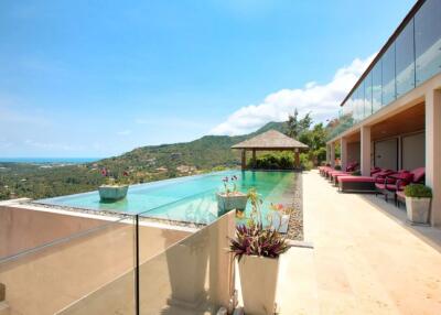 STUNNING UNINTERRUPTED PANORAMIC OCEAN-VIEWS VILLA