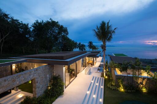 EXCLUSIVE LUXURY BEACHFRONT VILLA AT TALING NGAM