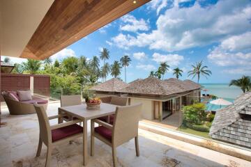 AMAZING 5-BEDROOM BEACHFRONT VILLA IN LIPA NOI