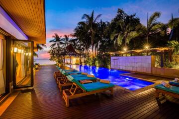 STUNNING BEACHFRONT VILLA IN LIPA NOI