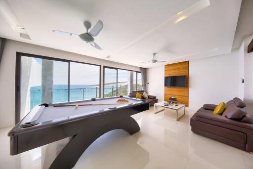 EXCLUSIVE 180° SEA VIEW VILLA