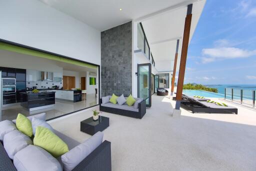 EXCLUSIVE 180° SEA VIEW VILLA