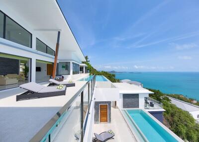 EXCLUSIVE 180° SEA VIEW VILLA