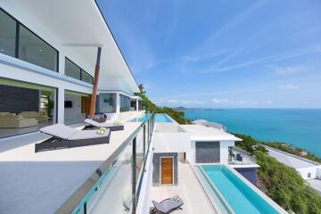 EXCLUSIVE 180° SEA VIEW VILLA