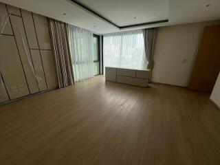 For Rent Bangkok Town House Sukhumvit BTS Phrom Phong Watthana