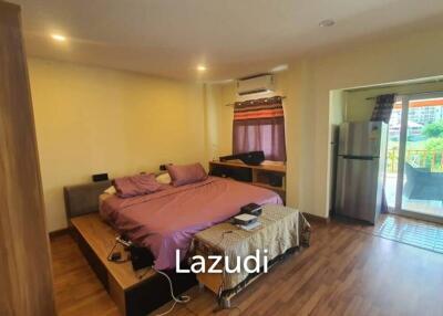 5 Beds 5 Baths 300 SQ.M. 3-Storey Townhouse in Jomtien