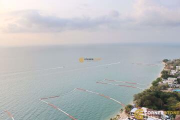 คอนโดนี้ มีห้องนอน 2 ห้องนอน  อยู่ในโครงการ คอนโดมิเนียมชื่อ Sky Beach 