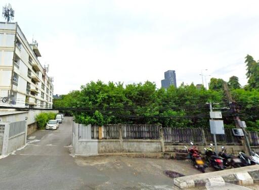 Prime Land Over 1 Rai for Sale in Bangkok