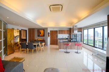 1 Bed Condo For Sale In Pratumnak - Pattaya Hill Resort