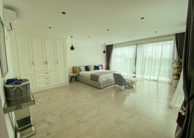 7 Bedrooms @ Siam Royal View Pattaya