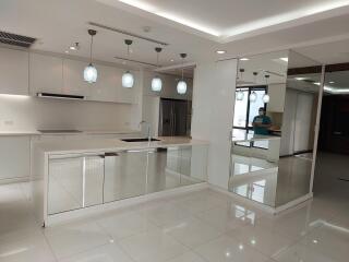 3-bedroom duplex condo for sale on Thonglor