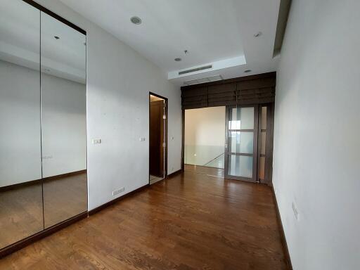 3-bedroom duplex condo for sale on Thonglor