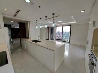 3-bedroom duplex condo for sale on Thonglor