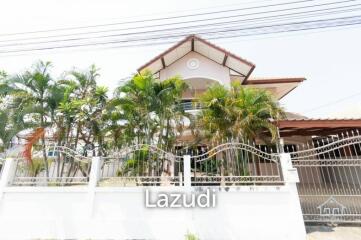 Nice 2 Storey 3 bed villa