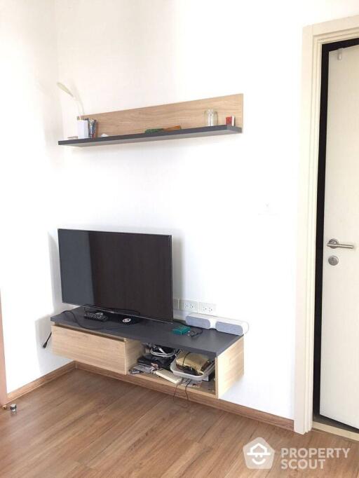 1-BR Condo at Hasu Haus Sukhumvit 77 near BTS On Nut