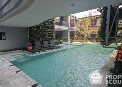 1-BR Condo at Q Prasarnmit near MRT Phetchaburi