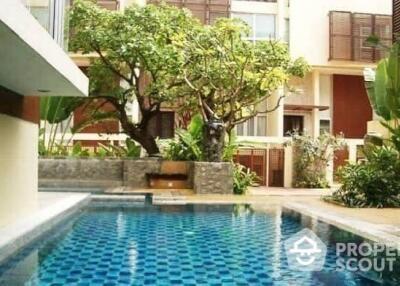 4-BR Townhouse at The Lofts Sathorn near MRT Khlong Toei