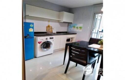 2-BR Condo at Aspire Rama 9 near MRT Phra Ram 9