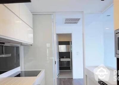 2-BR Condo at The Room Sukhumvit 62 near BTS Punnawithi