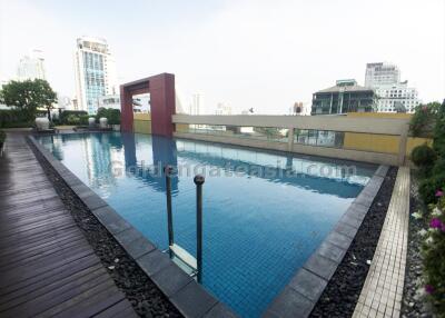 2 Bedrooms Furnished Condo Baan Siriruedee - Lumphini, Pathumwan