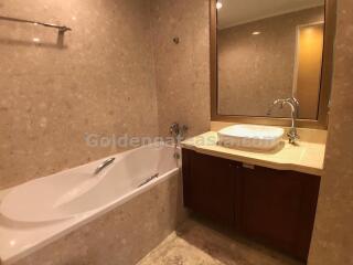 2 Bedrooms Furnished Condo Baan Siriruedee - Lumphini, Pathumwan