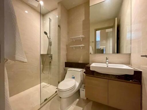 Ashton Silom 2 bedroom condo for sale and rent