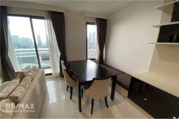 Modern 2 Beds Condo with High Floor View  For Rent at Villa Asoke  2 mins walk to MRT Phetchaburi