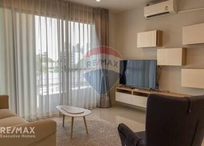 Pet-Friendly 2 Bed Condo for Rent near BTS Thonglor Sukhumvit