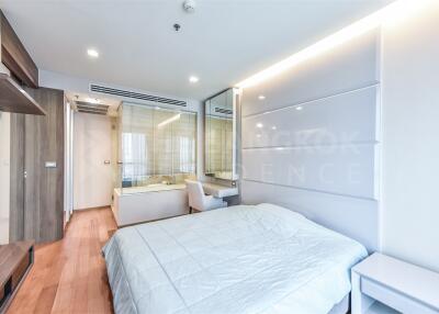 The Address Sathorn 12 BTS CHONG NONSI 1 Bed 1 Bath  C060514023