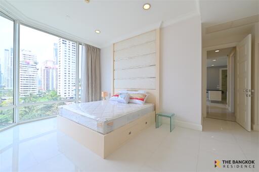 Royce Private Residences BTS PHROM PHONG 3 Bed 4 Bath  C2401260333