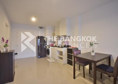 Aspire Rama 9 MRT Phra Ram 9 2 Bed 2 Bath  C1801310963