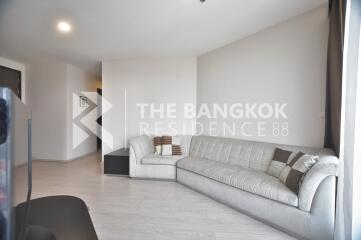 RHYTHM Sukhumvit 44/1 BTS PHRA KHANONG 2 Bed 2 Bath  C130916024