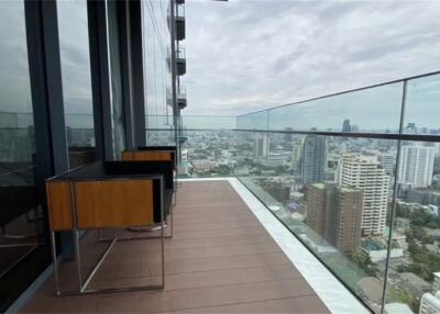 Marque Sukhumvit BTS PHROM PHONG 3 Bed 3 Bath  C2005300507